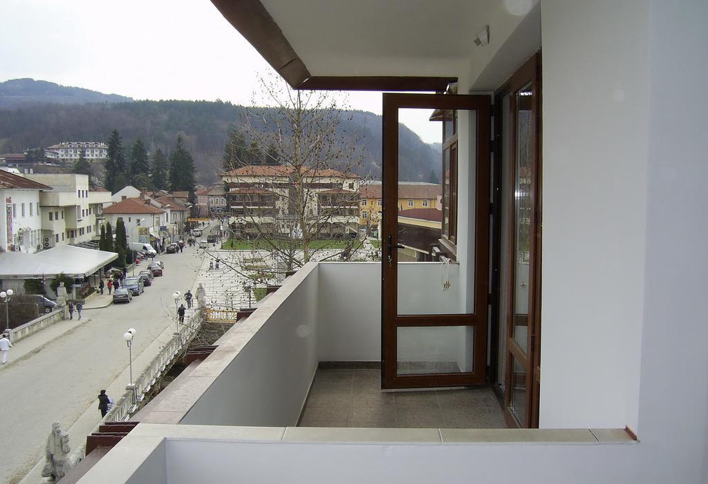 Apartment Planinski Rai Treavna Exterior foto